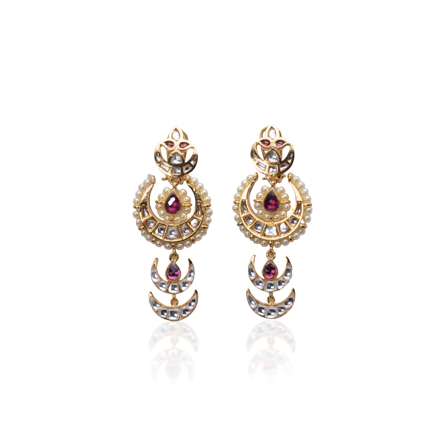 Vasundhara’s Vibha Earrings – a radiant beauty in a minimalist setting