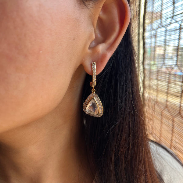 Modern Earrings With Diamantes And Kundan Drop