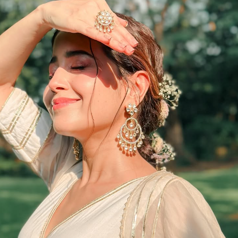 Adara Earrings alternate angle